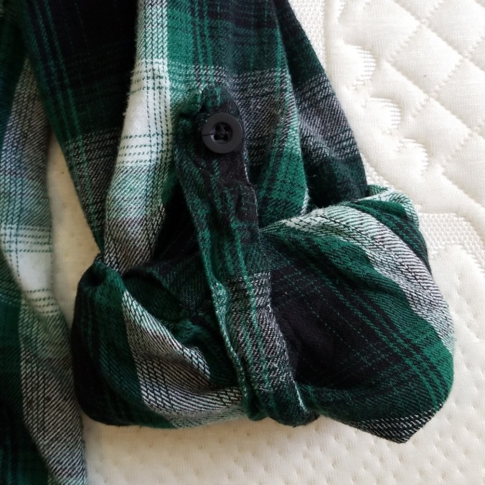 Flannel - Picture 3 of 4